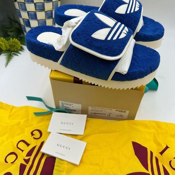 Men’s Gucci X Adidas monogram slides size 10 made in Italy main image 8